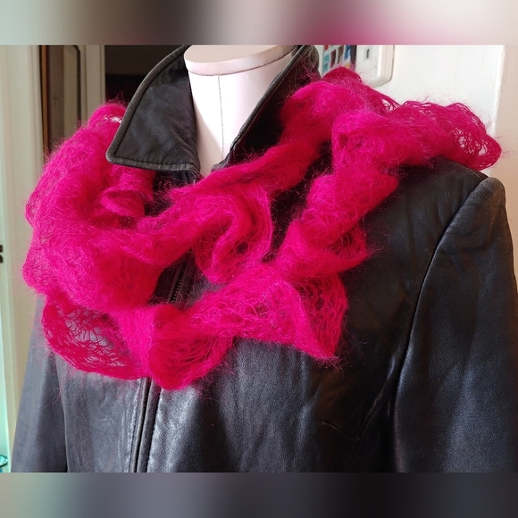 Pink Ruffle Scarf - Picture 6 of 6